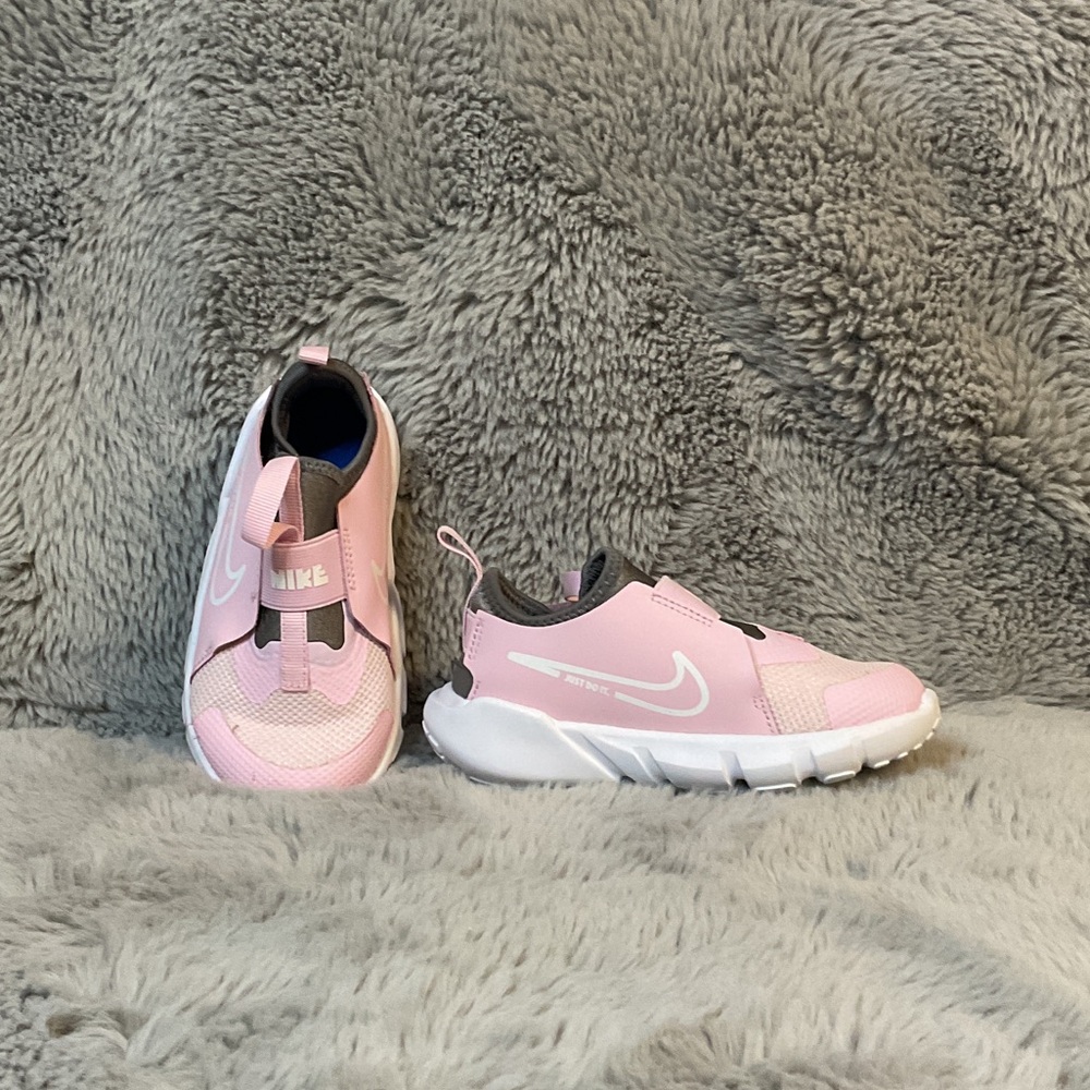 Nike Kids Pink and White Slip-On Sneakers